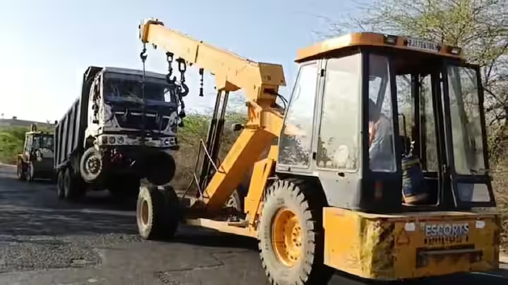 कोटा में खौफनाक वारदात! आपसी कहासुनी के बाद केस दर्ज कराने जा रहा थे, डंपर से टक्कर मारकर 5 को उतारा मौत के घाट