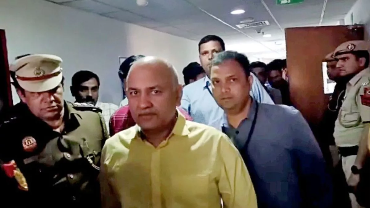 Delhi Excise Policy Case: दिल्ली शराब घोटाला मामले में मनीष सिसोदिया को राऊज एवेन्यू कोर्ट में किया गया पेश, संजय सिंह भी पहुंचे