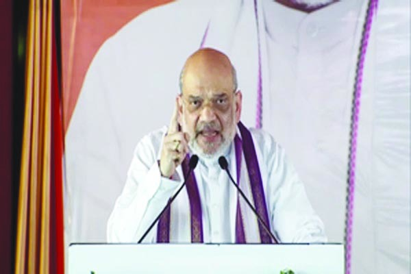 घमंडिया गठबंधन का मकसद परिवार के लोगों को पीएम और सीएम बनाना : अमित शाह