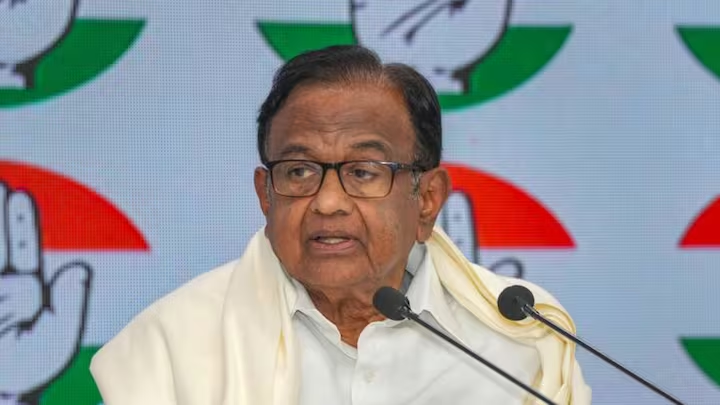 Congress Manifesto: ‘काल्पनिक भूतों से लड़ रहे प्रधानमंत्री’, चिदंबरम ने PM मोदी को लेकर क्यों कही ये बात?