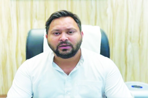 NDA परिवारवाद समाप्त करने की शुरूआत अपने घर से करे : तेजस्वी यादव