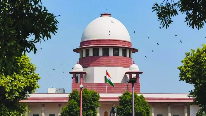 यूपी के 17 लाख मदरसा छात्रों को बड़ी राहत, सुप्रीम कोर्ट ने हाईकोर्ट के आदेश पर लगाई रोक