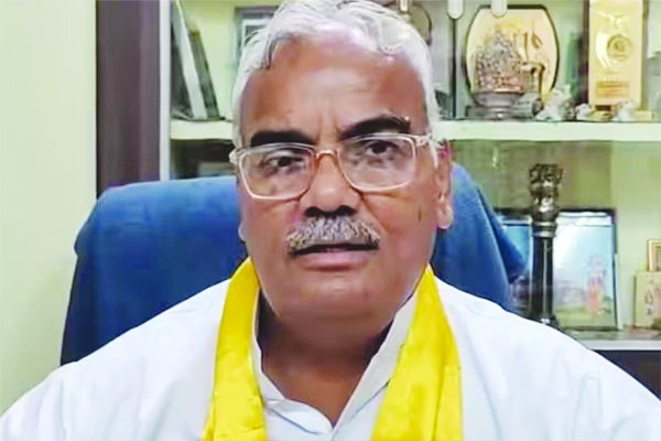 शिक्षामंत्री दिलावर का बयान : सरकारी स्कूलों में टीचर्स नहीं ला सकेंगे मोबाइल फोन