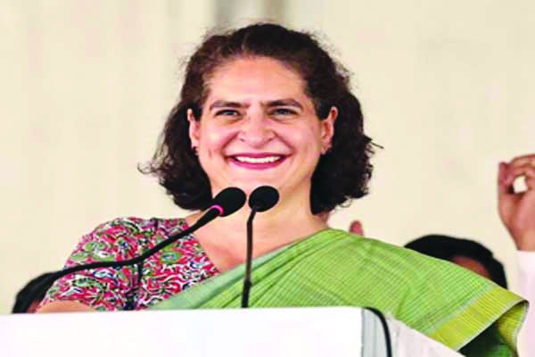 पीएम के संसदीय क्षेत्र में 25 मई को कांग्रेस के लिए रोड शो करेंगी प्रियंका गांधी
