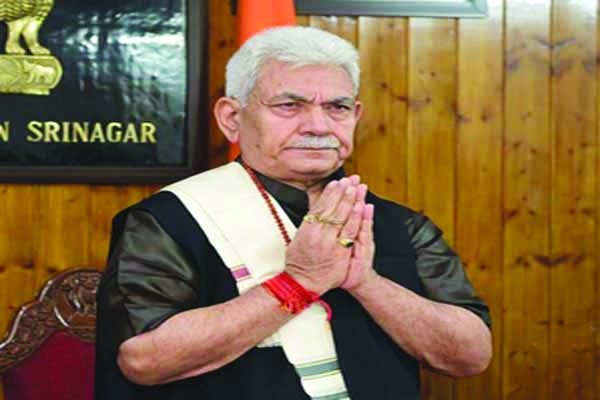 जम्मू-कश्मीर में दम तोड़ते आतंकवाद से हमारा पड़ोसी हताश : उप-राज्यपाल