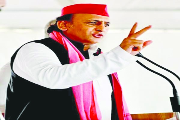 एग्जिट पोल का आधार ईवीएम नहीं, बल्कि डीएम : अखिलेश यादव