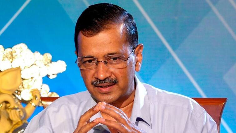 अरविंद केजरीवाल को झटका, दिल्ली हाईकोर्ट ने जमानत पर लगाई रोक