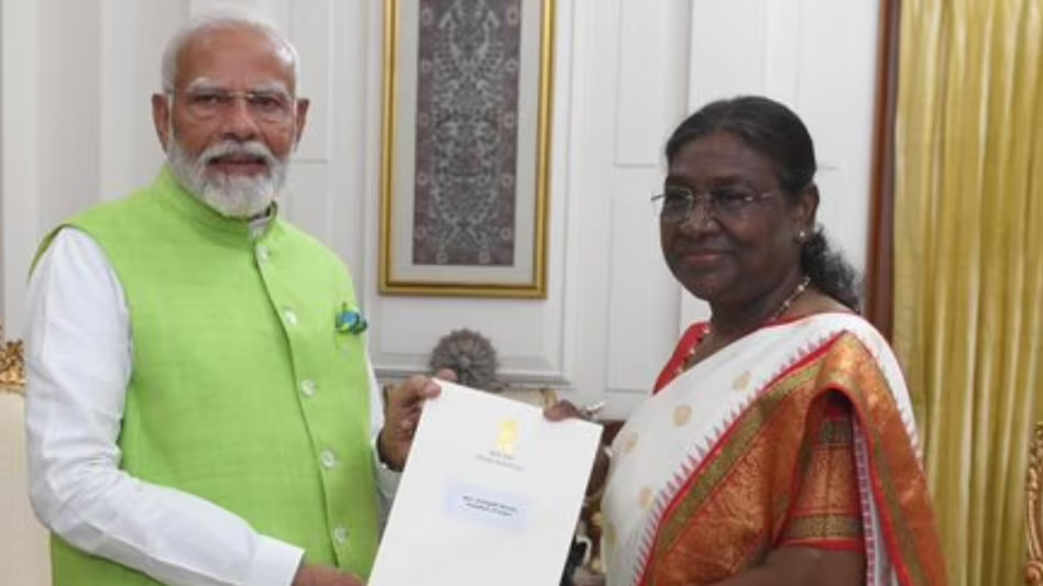 नरेंद्र मोदी ने प्रधानमंत्री पद से दिया इस्तीफा, 8 जून को हो सकता नई सरकार का शपथ ग्रहण