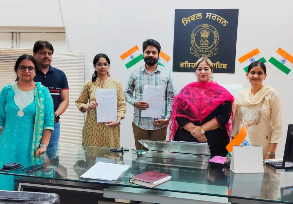 सिविल सर्जन ने आम आदमी क्लीनिक में तैनाती के लिए 03 डॉक्टरों को नियुक्ति पत्र जारी किया।