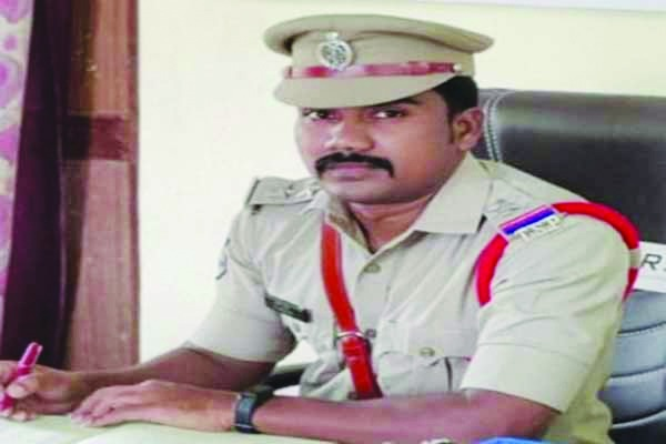 तेलंगाना में पुलिसकर्मी ने उत्पीड़न से तंग आकर की आत्महत्या