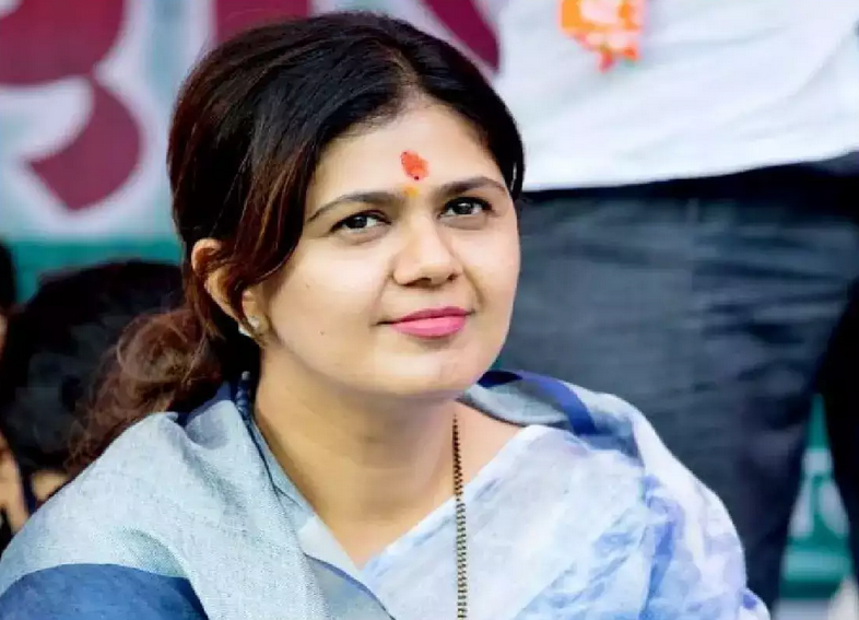 महाराष्ट्र MLC चुनाव के लिए बीजेपी ने उतारे पांच उम्मीदवार, लोकसभा में हार के बाद पंकजा मुंडे को दिया टिकट