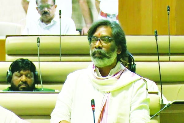 हेमंत सोरेन सरकार ने जीता विश्वास मत, 76 में से 45 मत मिले, विपक्ष ने किया बहिष्कार