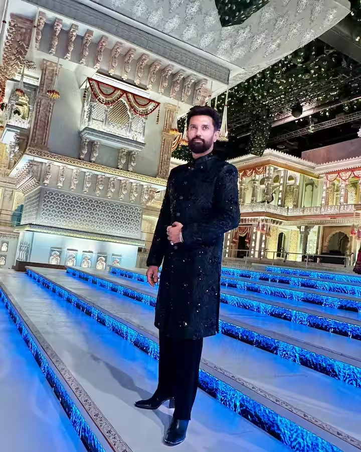 चिराग पासवान ने दिखाई अनंत-राधिका की शुभ आशीर्वाद सेरेमनी की झलक, जाहन्वी और अर्जुन कपूर संग दिए पोज