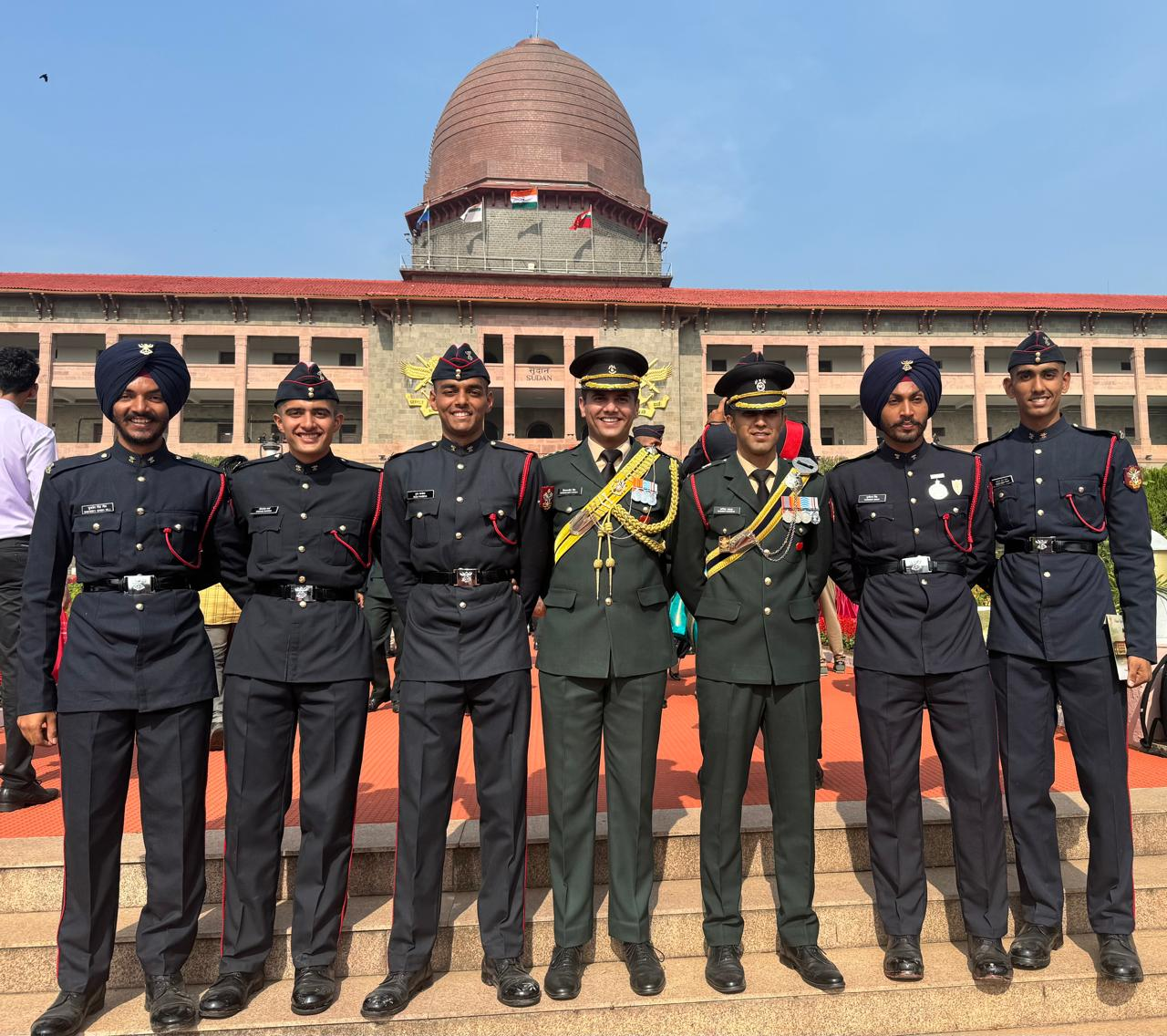 महाराजा रणजीत सिंह प्रिपरेटरी इंस्टीट्यूट के छह कैडेट नेशनल डिफेंस अकादमी खड़कवासला से हुए पास आउट