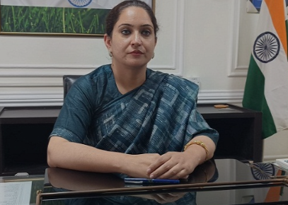 जिला मजिस्ट्रेट ने जिले के मैरिज पैलेसों में हथियार ले जाने और फायरिंग करने पर प्रतिबंध लगा दिया है